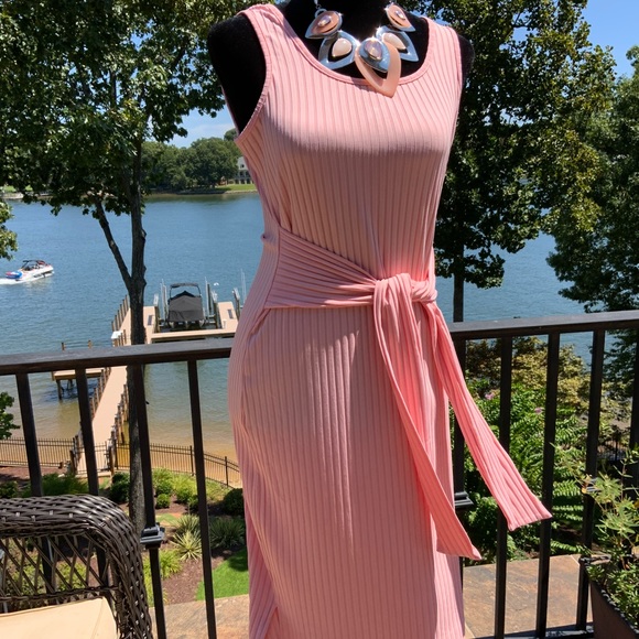 2 Sleeveless Rib MIDI Dresses (Pink and Blue) - Picture 2 of 7